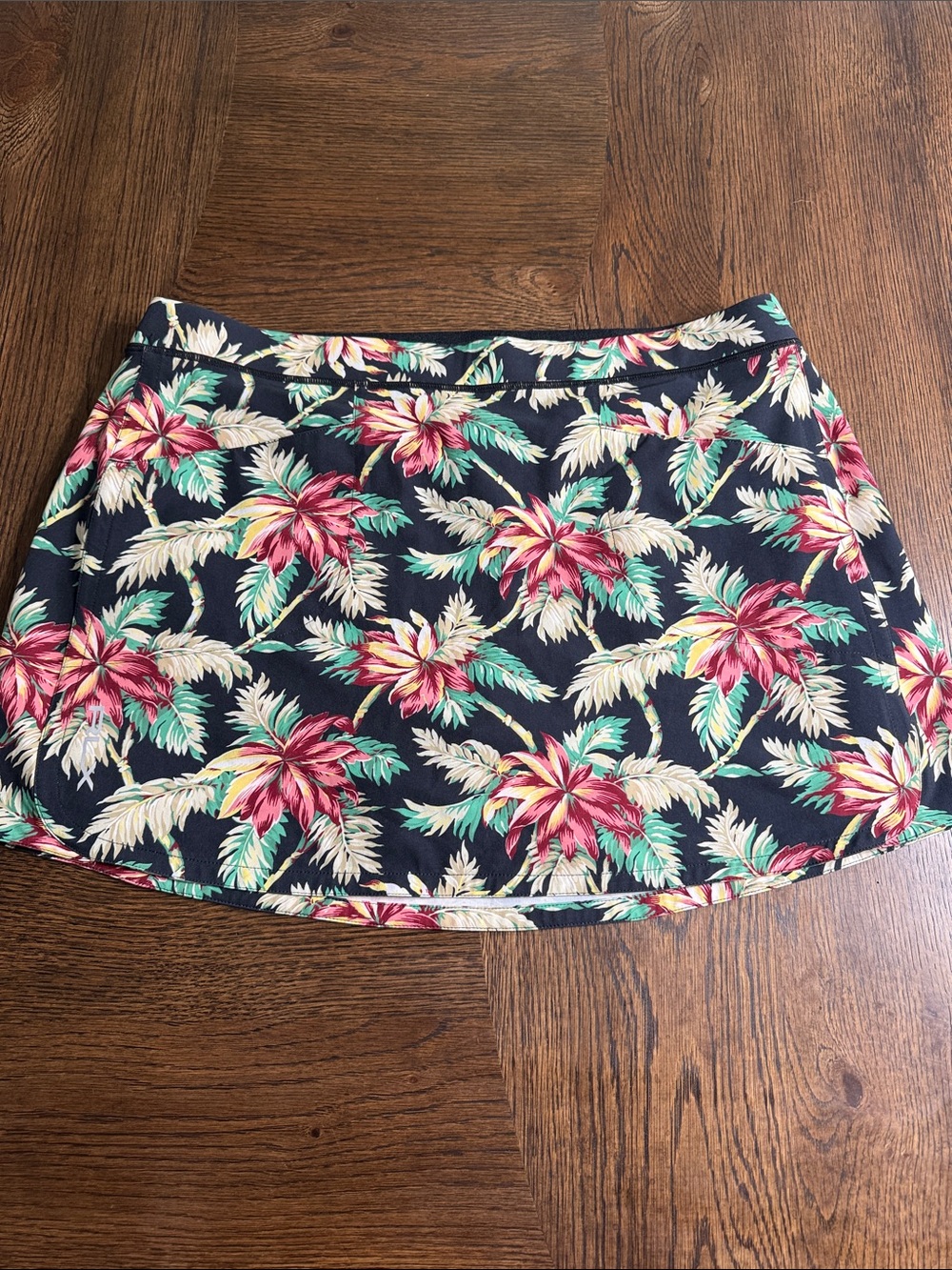 Ralph Lauren  Mini Skirt with black short Tropical Floral Print size Large